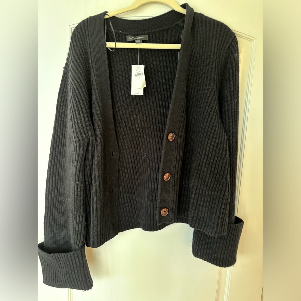 NWT Banana Republic black cardigan